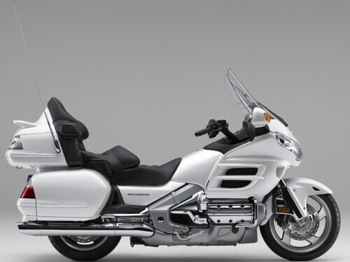 ホンダ GL1800 (333.0万円)